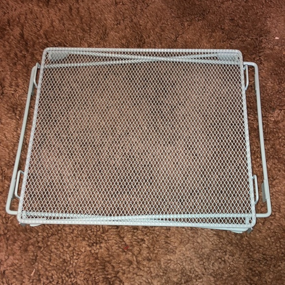 Schooling shelf - Picture 3 of 3